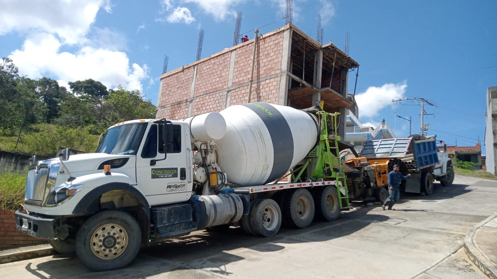 Casa residencial de tres pisos